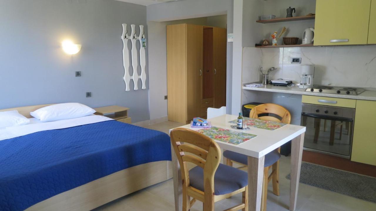 Studio Apartment Branka Malinska Rom bilde